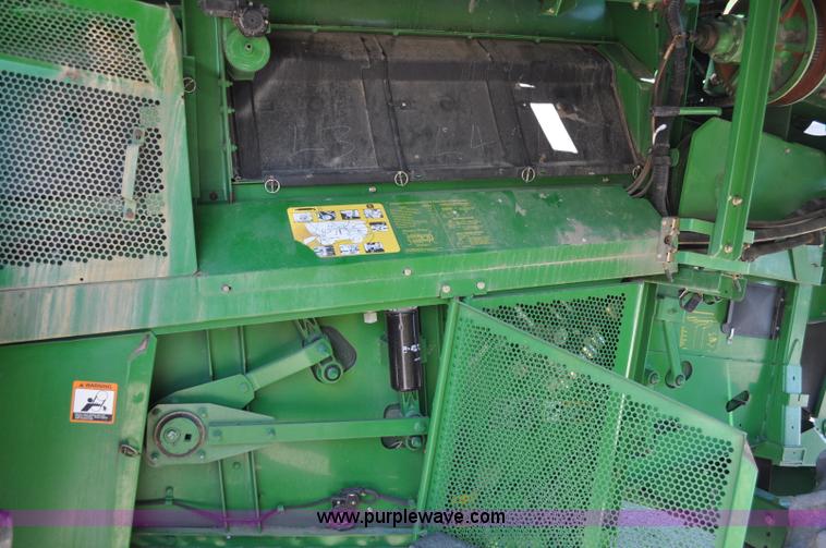 image for item A5893 2002 John Deere 9750 STS combine