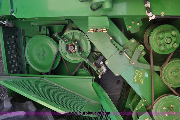 image for item A5893 2002 John Deere 9750 STS combine
