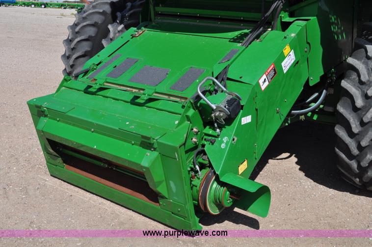 image for item A5894 2006 John Deere 9660 STS combine