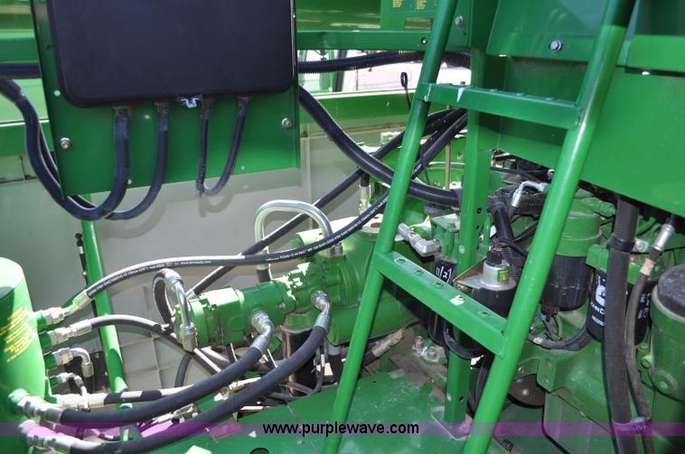 image for item A5894 2006 John Deere 9660 STS combine