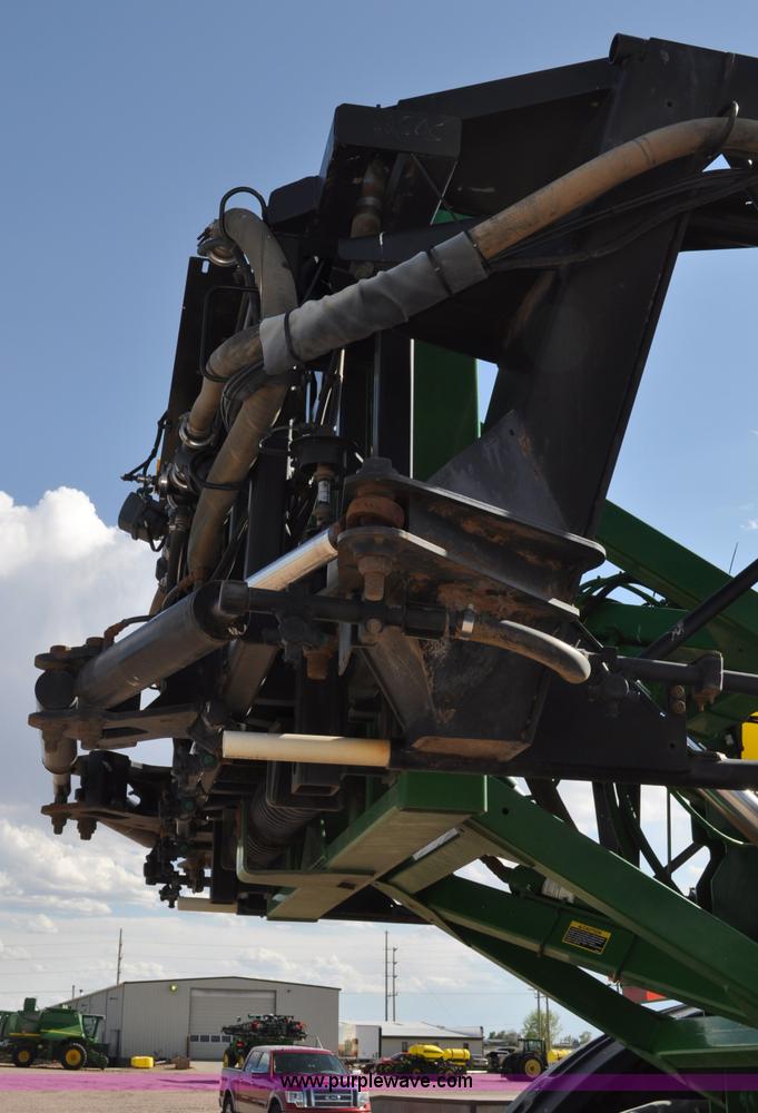 image for item A5895 2006 John Deere 4920 sprayer