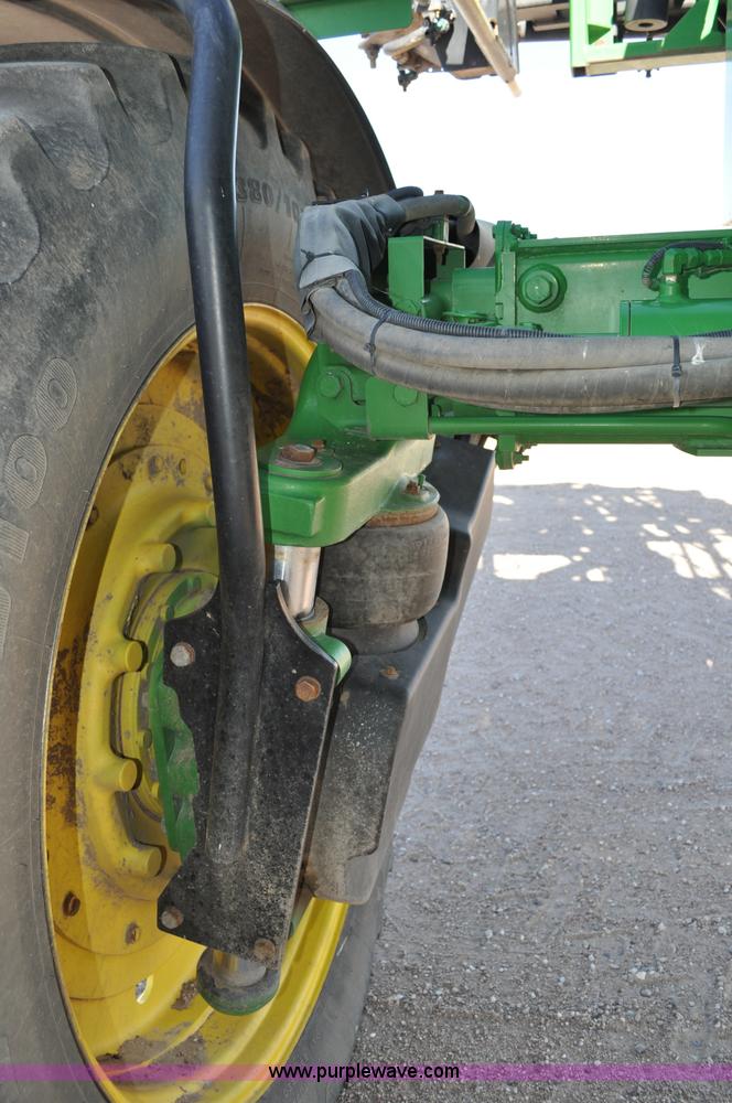 image for item A5895 2006 John Deere 4920 sprayer