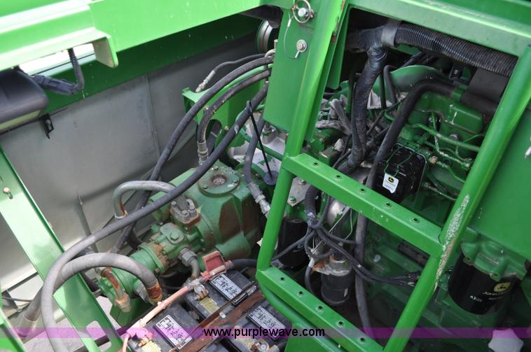 image for item A5896 2000 John Deere 9650 STS combine