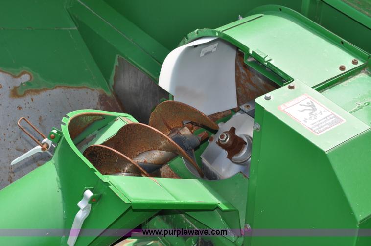 image for item A5896 2000 John Deere 9650 STS combine