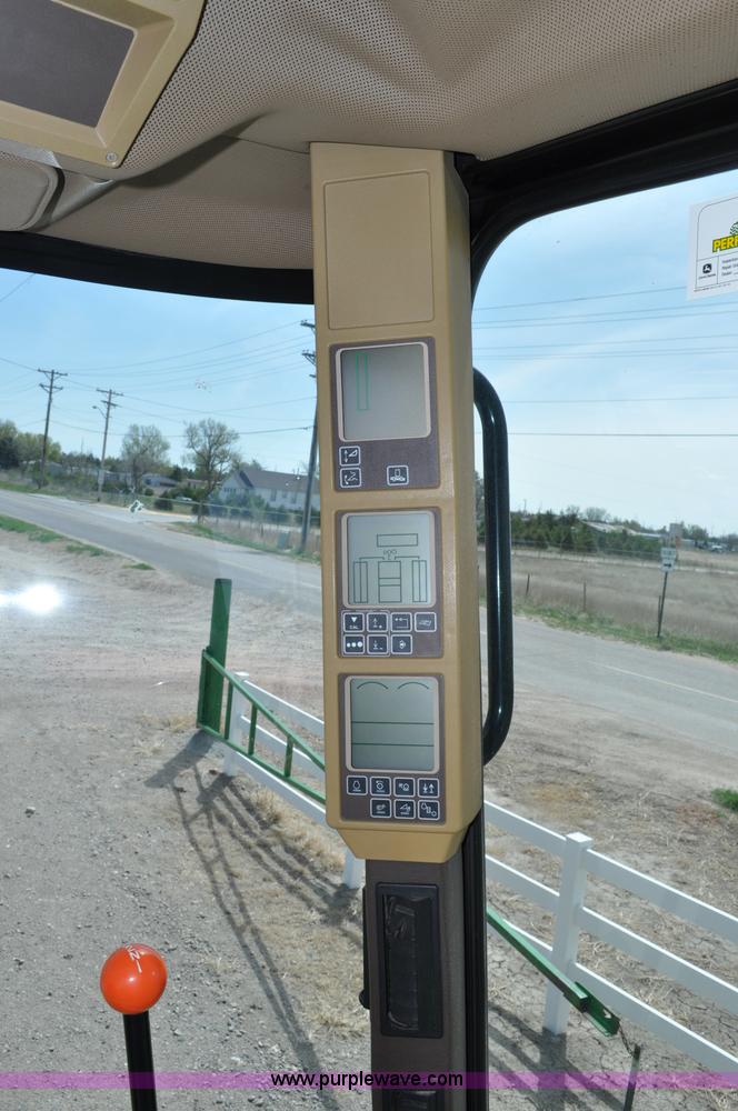 image for item A5896 2000 John Deere 9650 STS combine