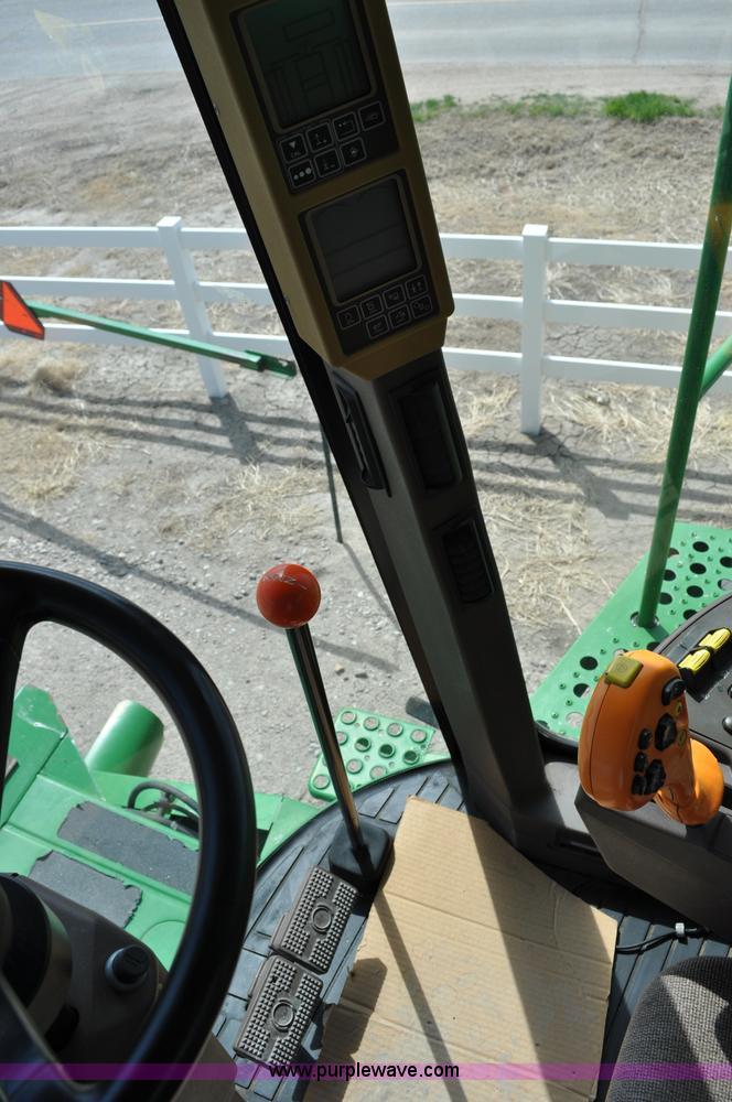 image for item A5896 2000 John Deere 9650 STS combine