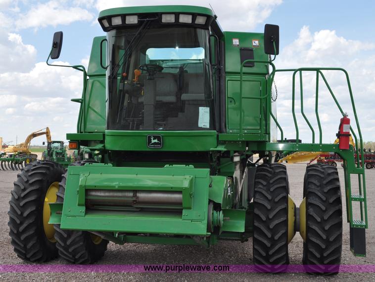 image for item A5897 2001 John Deere 9650 STS combine