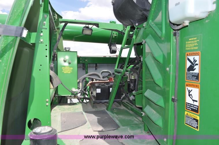 image for item A5897 2001 John Deere 9650 STS combine