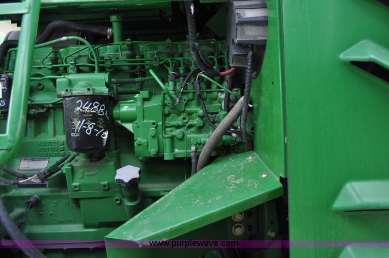 image for item A5897 2001 John Deere 9650 STS combine