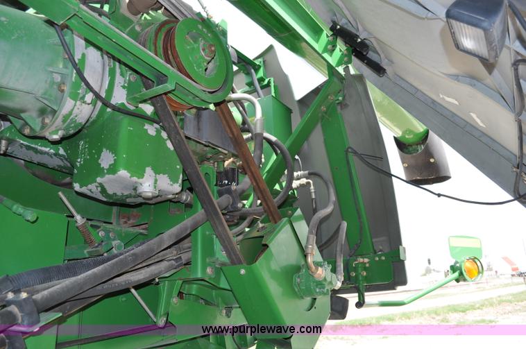 image for item A5898 2000 John Deere 9650 STS combine