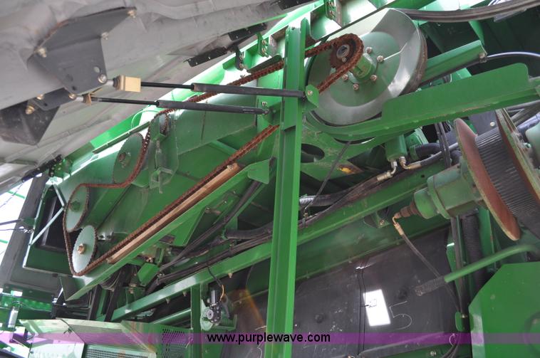 image for item A5898 2000 John Deere 9650 STS combine