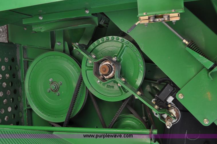 image for item A5898 2000 John Deere 9650 STS combine