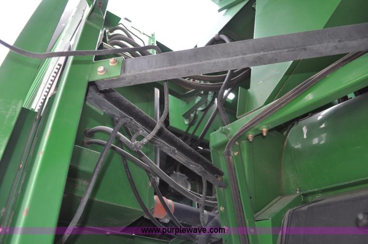 image for item A5898 2000 John Deere 9650 STS combine