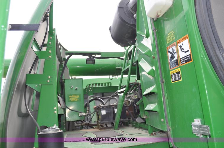 image for item A5898 2000 John Deere 9650 STS combine