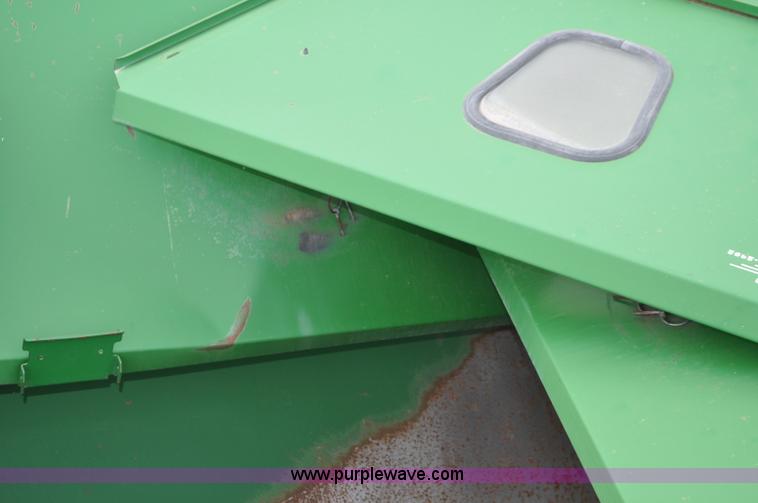 image for item A5898 2000 John Deere 9650 STS combine