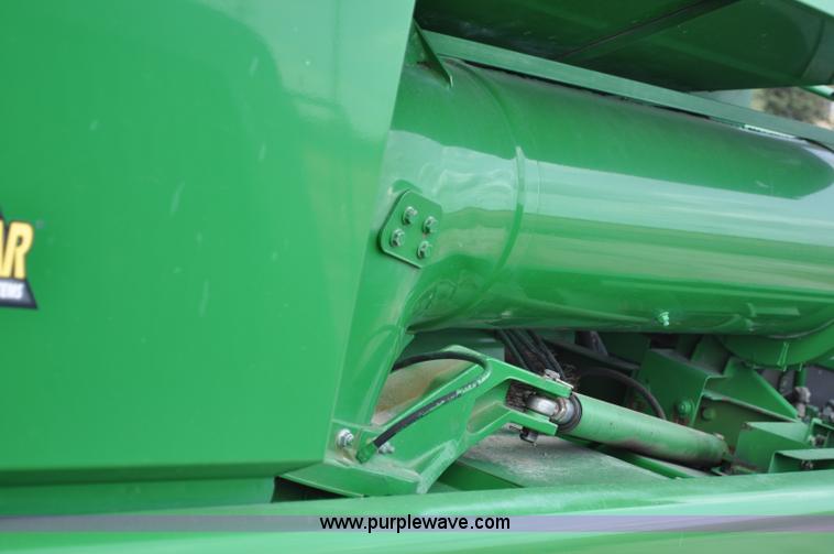 image for item A5898 2000 John Deere 9650 STS combine