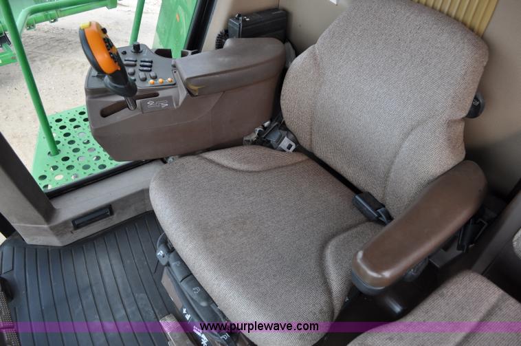 image for item A5898 2000 John Deere 9650 STS combine