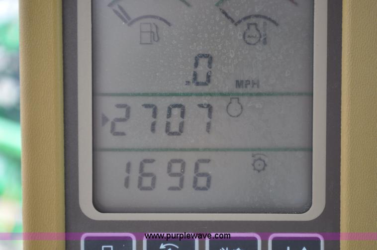 image for item A5898 2000 John Deere 9650 STS combine