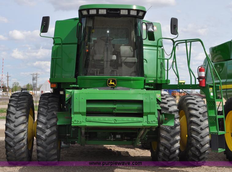 image for item A5899 2002 John Deere 9750 STS combine