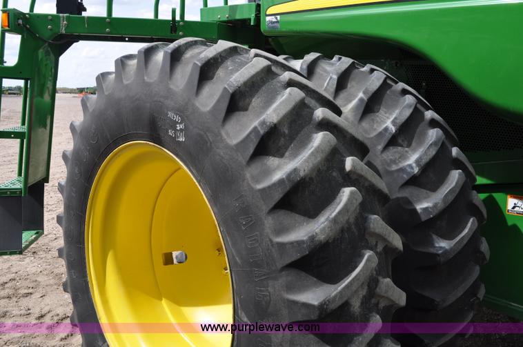 image for item A5899 2002 John Deere 9750 STS combine