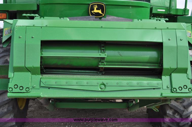image for item A5899 2002 John Deere 9750 STS combine