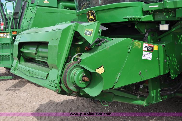 image for item A5899 2002 John Deere 9750 STS combine