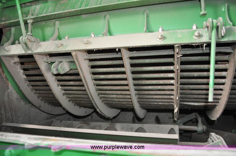 image for item A5899 2002 John Deere 9750 STS combine