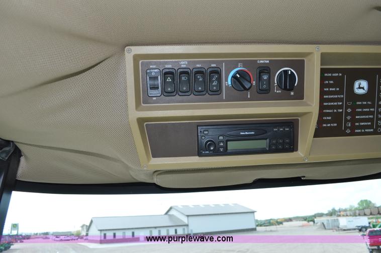 image for item A5899 2002 John Deere 9750 STS combine