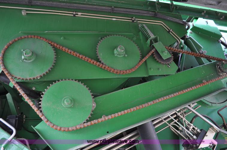 image for item A5902 2000 John Deere 9650 Walker combine