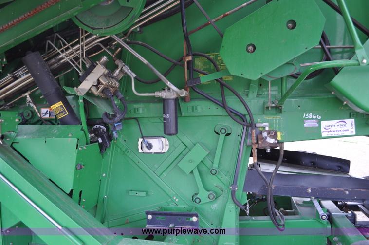image for item A5902 2000 John Deere 9650 Walker combine