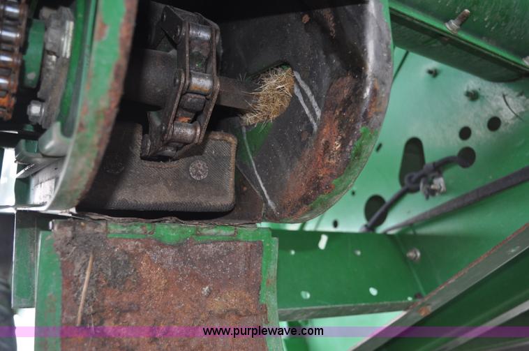 image for item A5902 2000 John Deere 9650 Walker combine