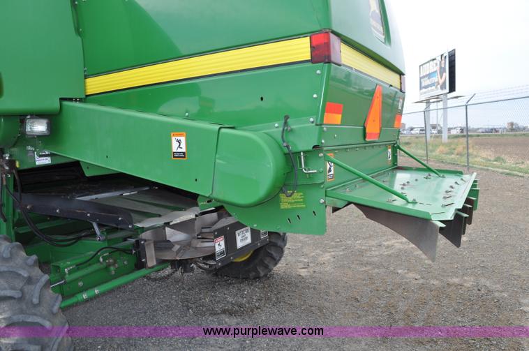 image for item A5902 2000 John Deere 9650 Walker combine