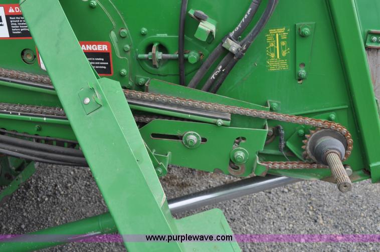 image for item A5902 2000 John Deere 9650 Walker combine