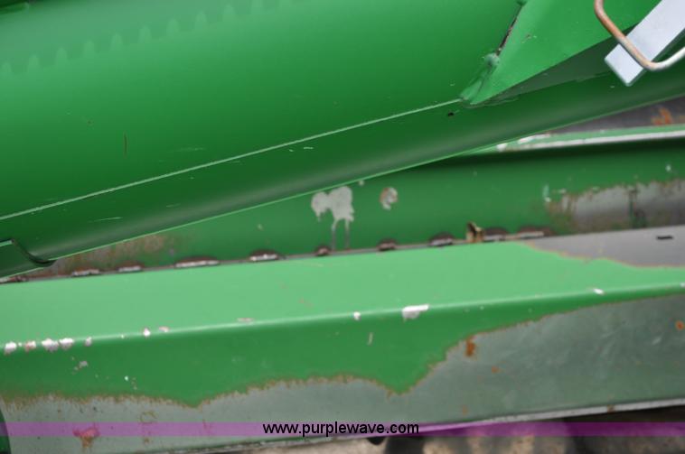 image for item A5902 2000 John Deere 9650 Walker combine