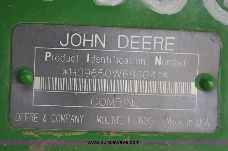 image for item A5902 2000 John Deere 9650 Walker combine