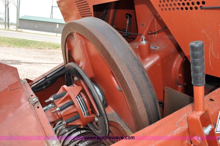 image for item A5903 2000 Hesston 4910 big square baler