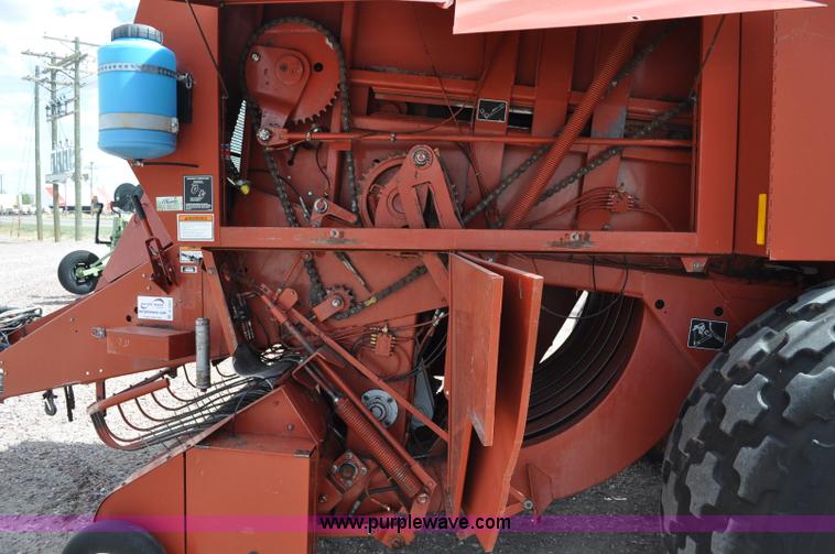 image for item A5903 2000 Hesston 4910 big square baler