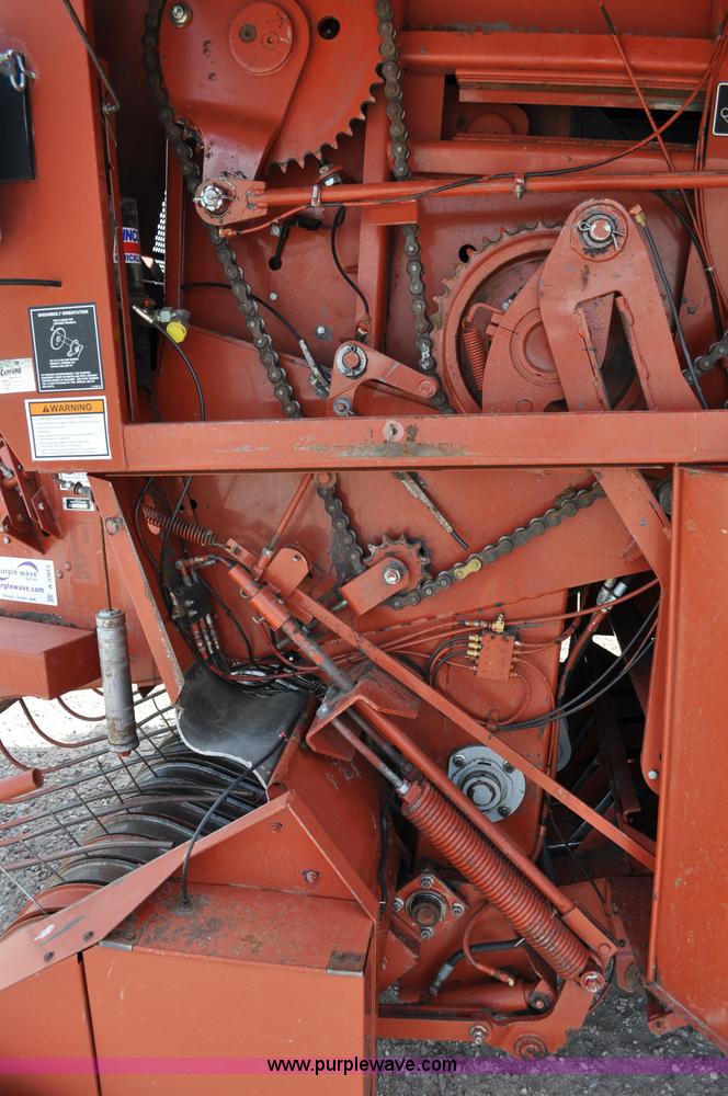 image for item A5903 2000 Hesston 4910 big square baler