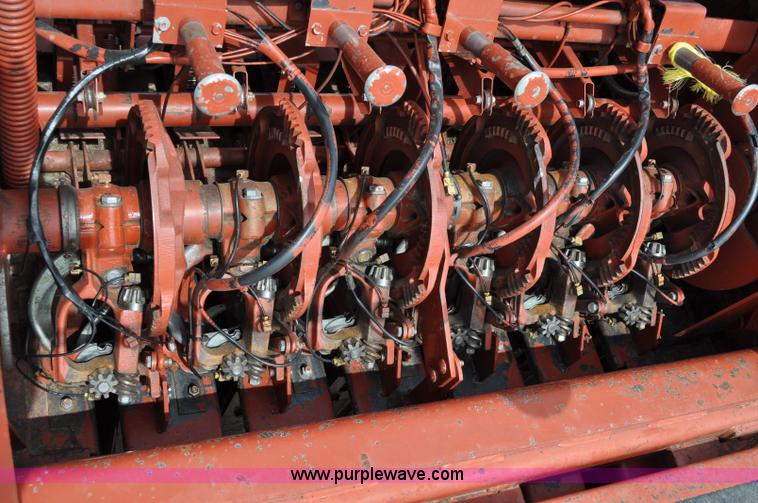 image for item A5903 2000 Hesston 4910 big square baler