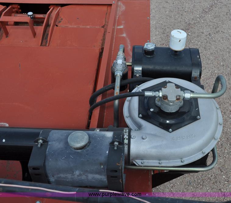 image for item A5903 2000 Hesston 4910 big square baler