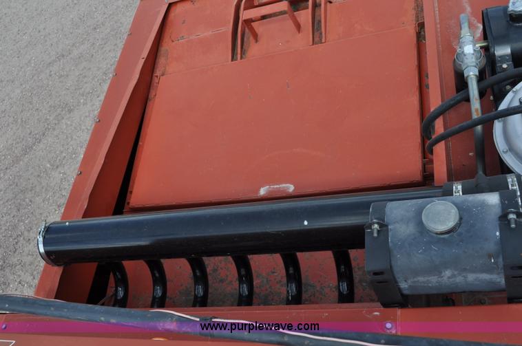 image for item A5903 2000 Hesston 4910 big square baler