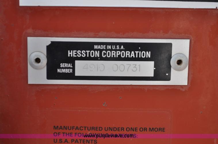 image for item A5903 2000 Hesston 4910 big square baler