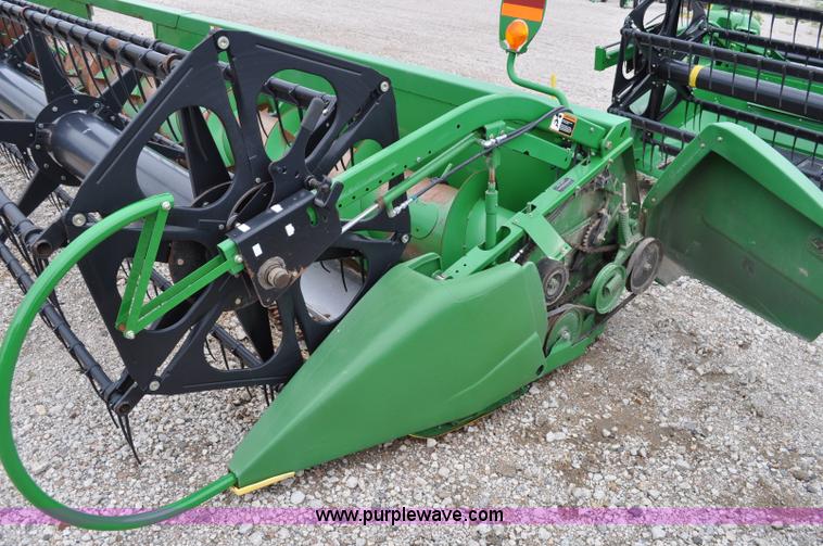 image for item A5906 2006 John Deere 635F HydraFlex 35' header