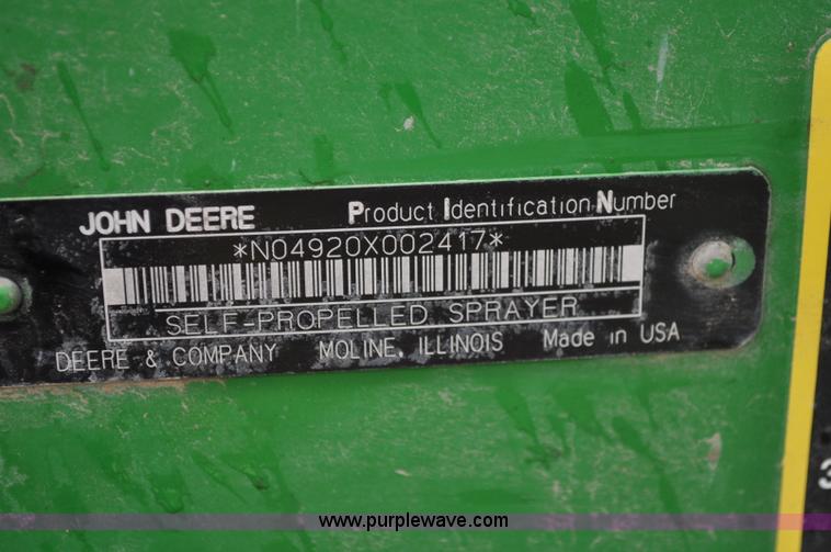 image for item A5907 2005 John Deere 4920 sprayer