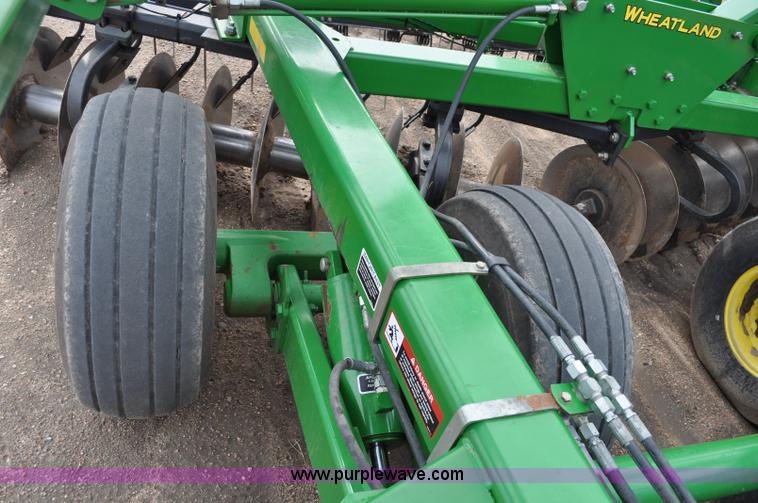 image for item A5908 2009 John Deere 637 Wheat Land 35' disk