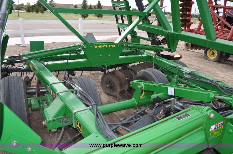 image for item A5908 2009 John Deere 637 Wheat Land 35' disk