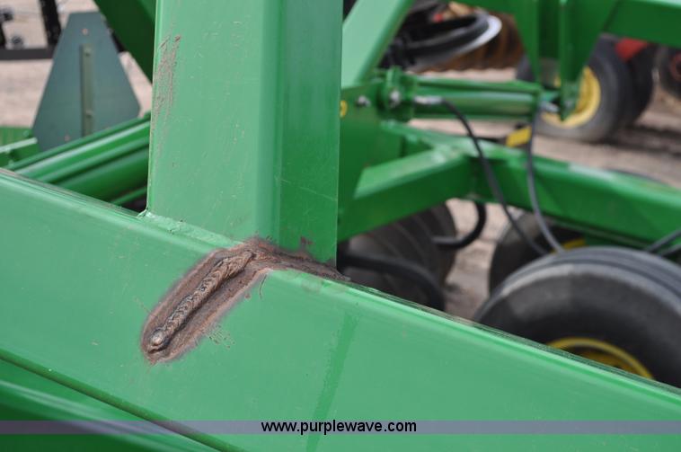 image for item A5908 2009 John Deere 637 Wheat Land 35' disk