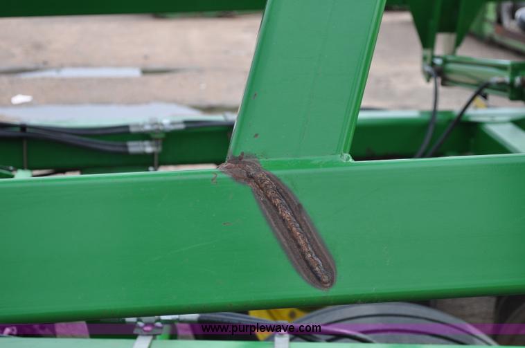 image for item A5908 2009 John Deere 637 Wheat Land 35' disk