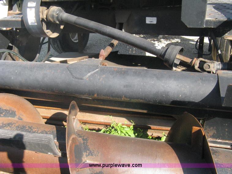 image for item A6383 1994 Mac Don Turbo 9000 self propelled swather