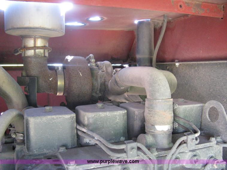 image for item A6383 1994 Mac Don Turbo 9000 self propelled swather